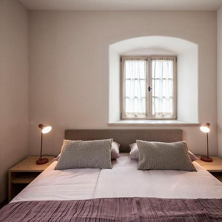 Weingut Kornell - Schafferhaus Cosmas Und Zeder Apartment Terlano Luaran gambar