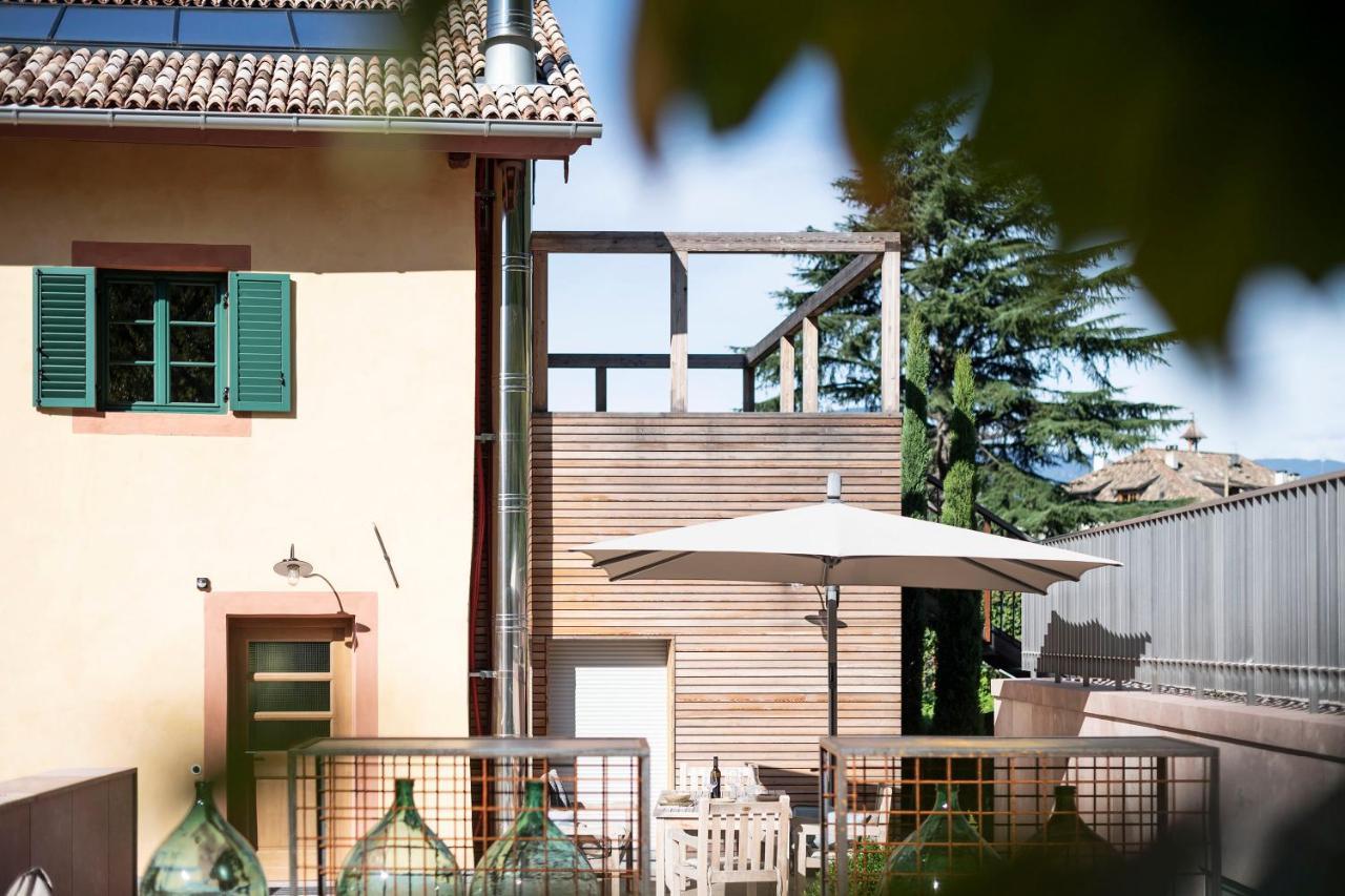 Weingut Kornell - Schafferhaus Cosmas Und Zeder Apartment Terlano Luaran gambar
